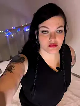 misssirena from StripChat is Freechat