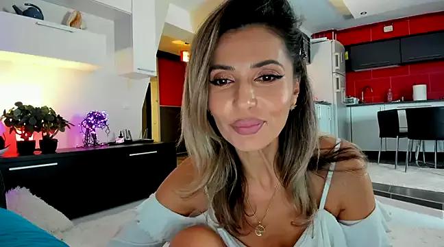 MissSmiley26 from StripChat
