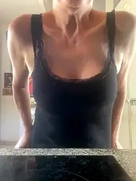 MissTaschaDivine from StripChat