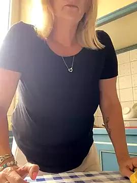 misstik11 from StripChat