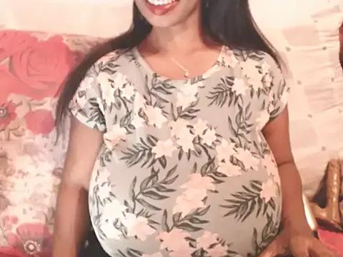 MissTits from StripChat