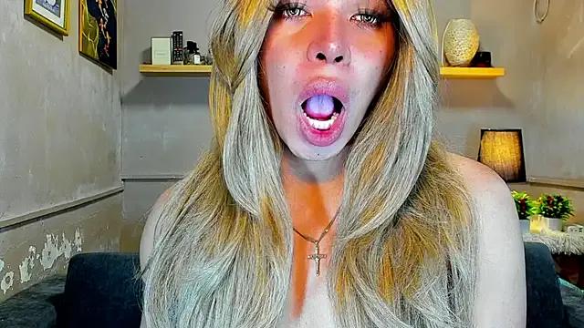 MISSTRESSNathalie_xx from StripChat is Freechat