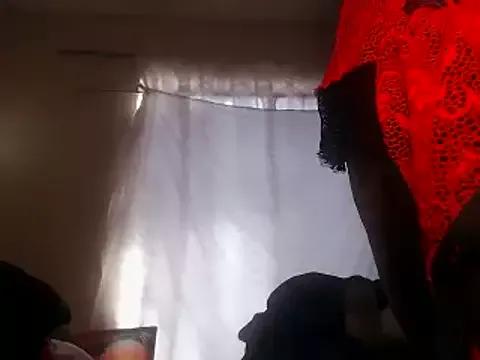 Misswhiteee from StripChat
