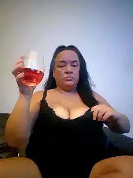 Missy-B from StripChat is Freechat