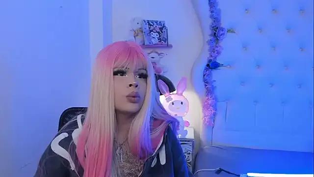 Try our streaming cams variety and talk on a personal level with our adorable girls streamers, showing off their bountiful shapes and dildos.