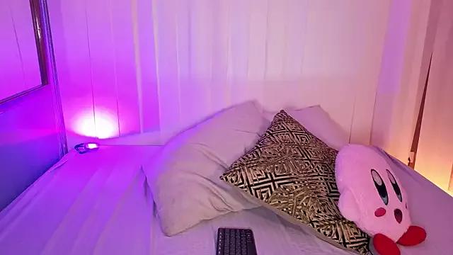 Try our streaming cams variety and talk on a personal level with our adorable girls streamers, showing off their bountiful shapes and dildos.