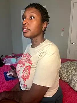 MistiSavannah from StripChat is Freechat