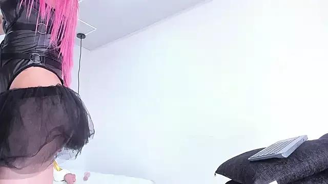 Try our streaming cams variety and talk on a personal level with our adorable girls streamers, showing off their bountiful shapes and dildos.