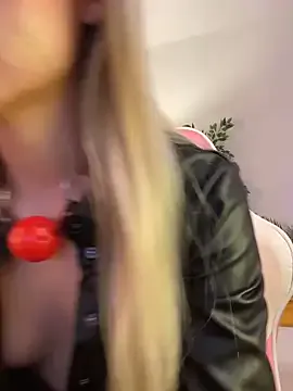 MistressMommyKate from StripChat is Freechat