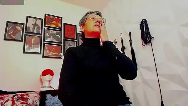 MistressNyx_cg from StripChat is Freechat
