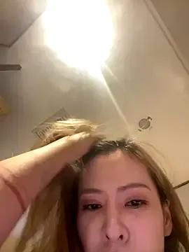 Miumiu-66 from StripChat