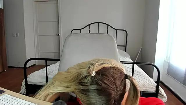 Try our streaming cams variety and talk on a personal level with our adorable girls streamers, showing off their bountiful shapes and dildos.
