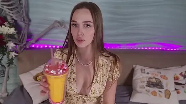 Try our streaming cams variety and talk on a personal level with our adorable girls streamers, showing off their bountiful shapes and dildos.