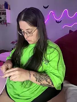 Mizztikaa from StripChat
