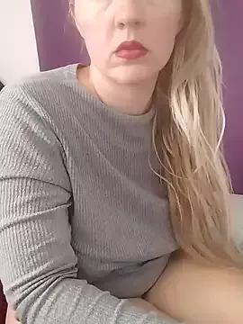 Mllesha74000 from StripChat