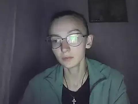 Molli_Wey from StripChat is Freechat
