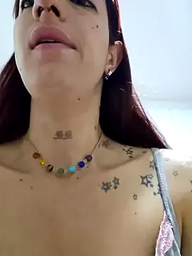 Molly-_- from StripChat is Freechat