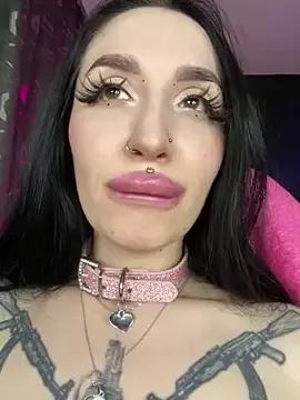 Try our streaming cams variety and talk on a personal level with our adorable girls streamers, showing off their bountiful shapes and dildos.
