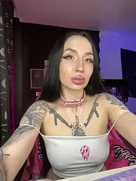 Molly__Moon from StripChat
