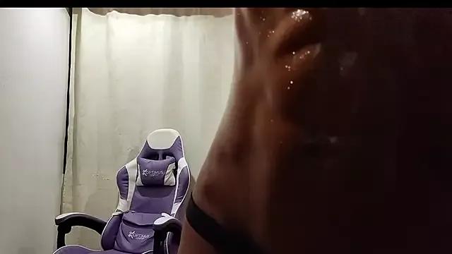 Molly_ADY from StripChat
