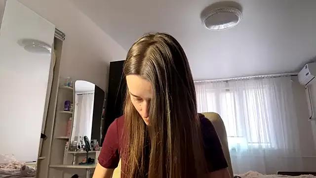 Molly_Akolly from StripChat is Freechat