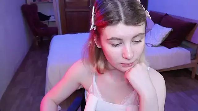 Molly_Babe_ from StripChat is Freechat