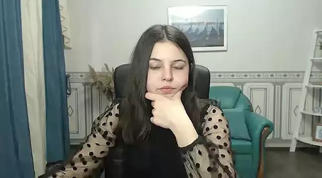 Molly_Owens from StripChat