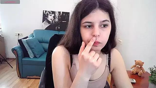 Molly_Owens from StripChat