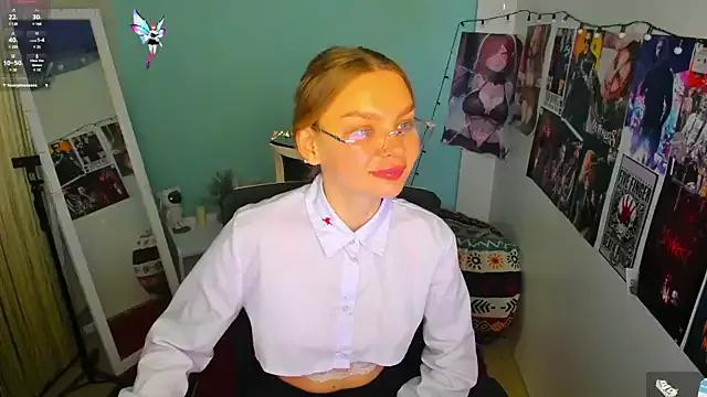 Try our streaming cams variety and talk on a personal level with our adorable girls streamers, showing off their bountiful shapes and dildos.