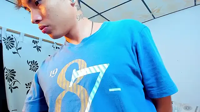 MollyandFher on StripChat 