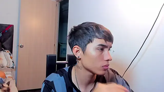 MollyandFher from StripChat is Freechat