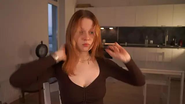 MollyBushh from StripChat is Freechat