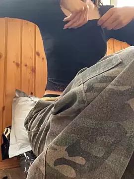 MollyEXD from StripChat