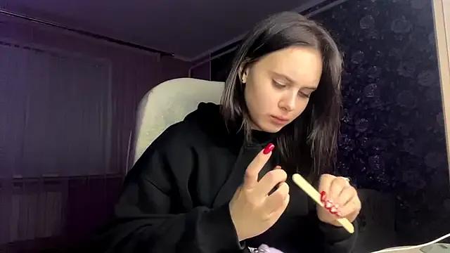 MollyPartey from StripChat is Freechat