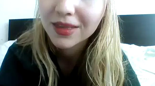 MollyRosa from StripChat