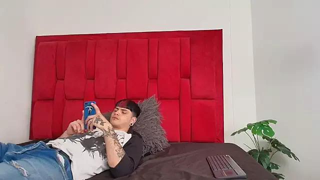 Try our streaming cams variety and talk on a personal level with our adorable girls streamers, showing off their bountiful shapes and dildos.