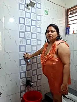 MOM-SUN-COUPLE from StripChat
