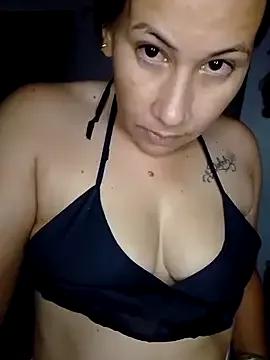 MOMMY01HOT from StripChat is Freechat