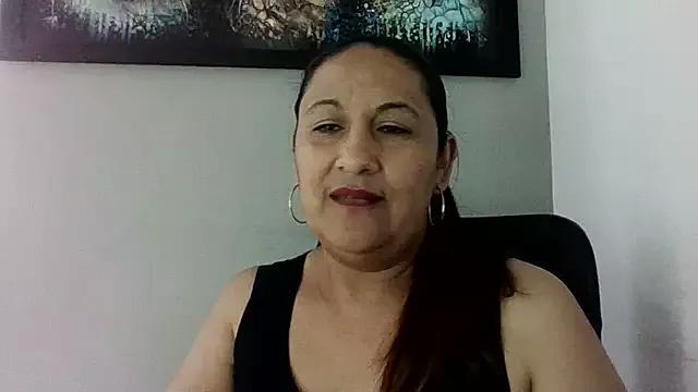 Mommy_hot- from StripChat is Freechat