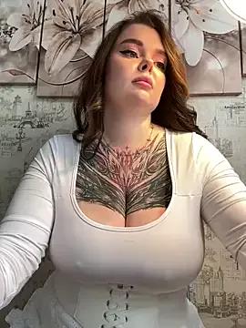 MommyDimitrescu_ from StripChat