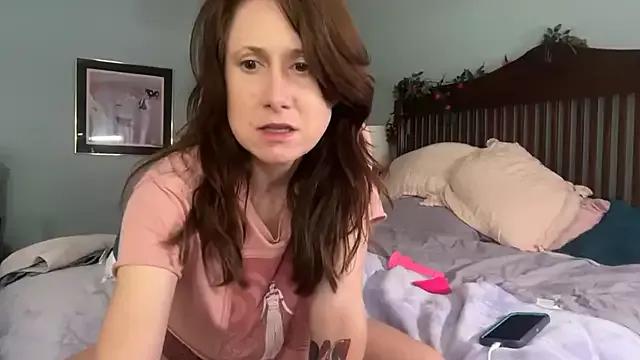 MommyGoddessL from StripChat is Freechat