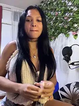 MOMMYJEVAA from StripChat