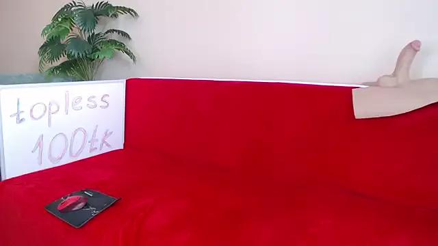 Try our streaming cams variety and talk on a personal level with our adorable girls streamers, showing off their bountiful shapes and dildos.
