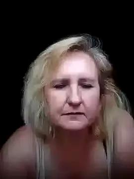 Mona-Elisa441 from StripChat is Freechat