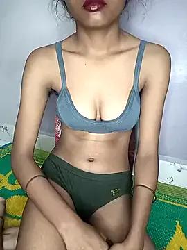 Mona_Lucky from StripChat is Freechat
