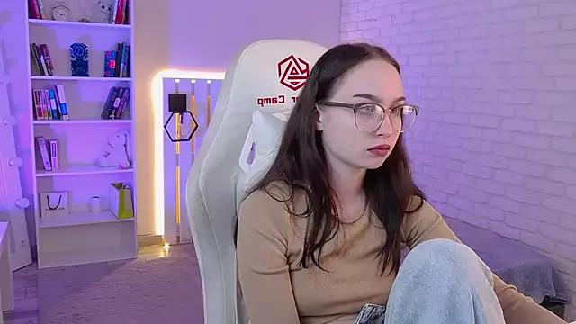 Monica_Leam from StripChat is Freechat