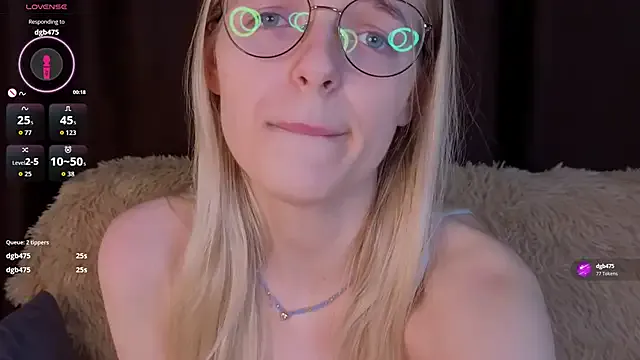 Try our streaming cams variety and talk on a personal level with our adorable girls streamers, showing off their bountiful shapes and dildos.