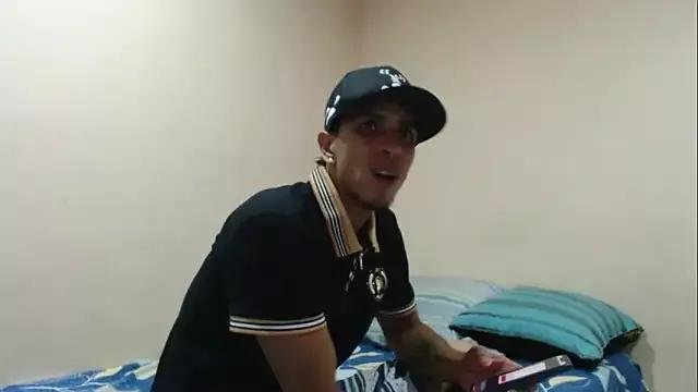 Monkey_uchiha777 from StripChat