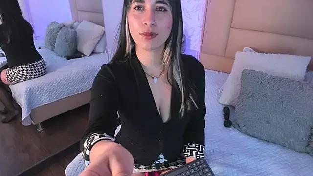 Try our streaming cams variety and talk on a personal level with our adorable girls streamers, showing off their bountiful shapes and dildos.