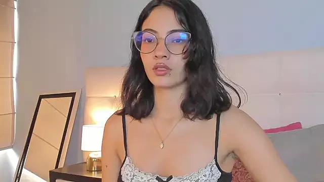 Moon__April from StripChat